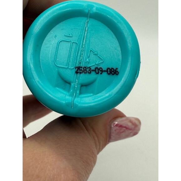 Moroccanoil Moisture Repair Shampoo Damaged Hair Blue 2.4 Oz/70ml - Picture 5 of 5